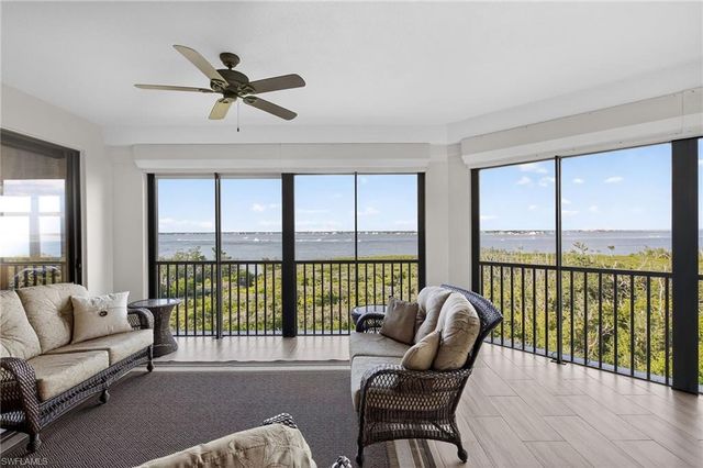 11640 Court Of Palms 303, Fort Myers, FL 33908