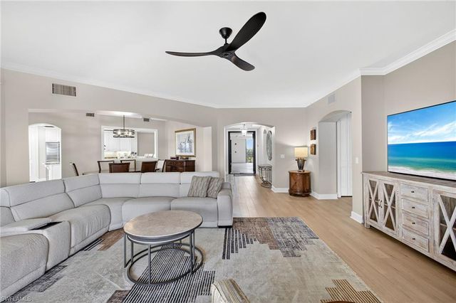 11640 Court Of Palms 303, Fort Myers, FL 33908