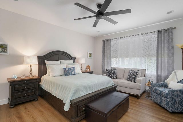 6102 S Holland Avenue, Springfield, MO 65810