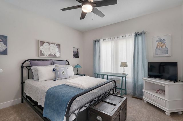6102 S Holland Avenue, Springfield, MO 65810