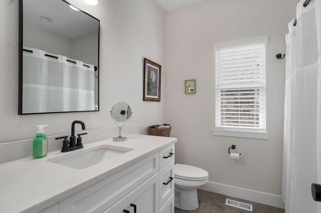 6102 S Holland Avenue, Springfield, MO 65810