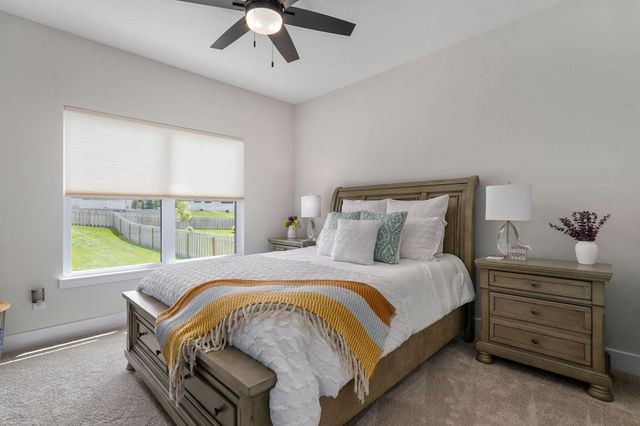 6102 S Holland Avenue, Springfield, MO 65810