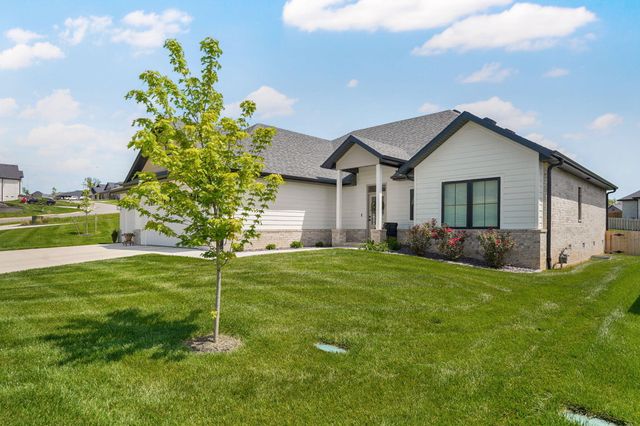 6102 S Holland Avenue, Springfield, MO 65810