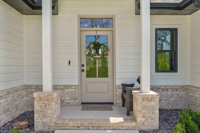 6102 S Holland Avenue, Springfield, MO 65810