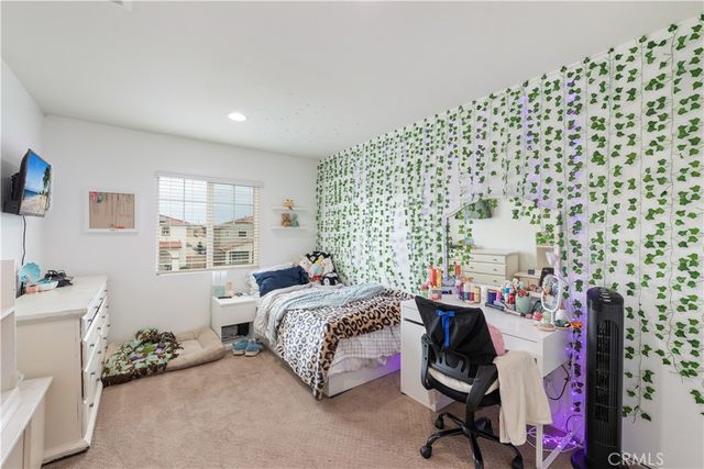 28833 Barn Swallow Way, Murrieta, CA 92563