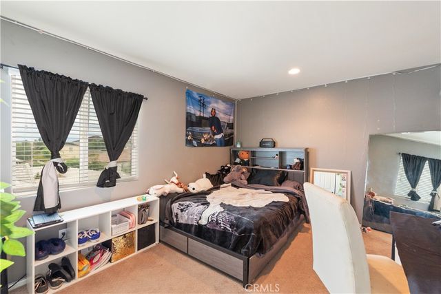 28833 Barn Swallow Way, Murrieta, CA 92563