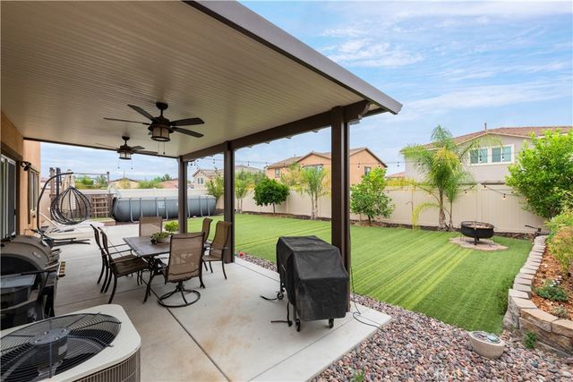 28833 Barn Swallow Way, Murrieta, CA 92563