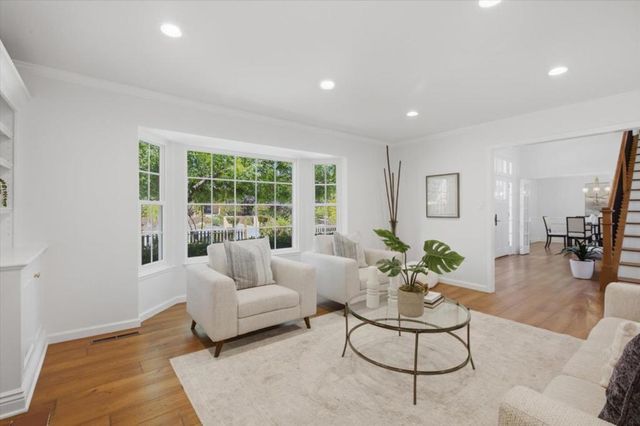 13698 Manteca Way, Saratoga, CA 95070