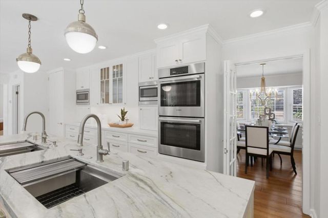 13698 Manteca Way, Saratoga, CA 95070