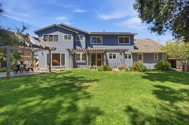 13698 Manteca Way, Saratoga, CA 95070