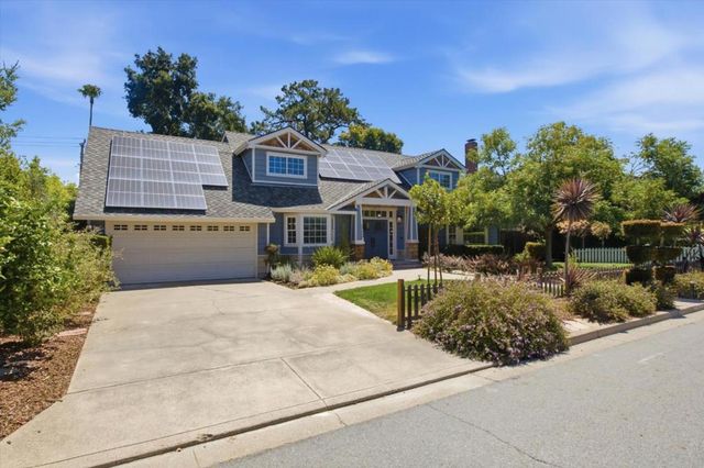 13698 Manteca Way, Saratoga, CA 95070