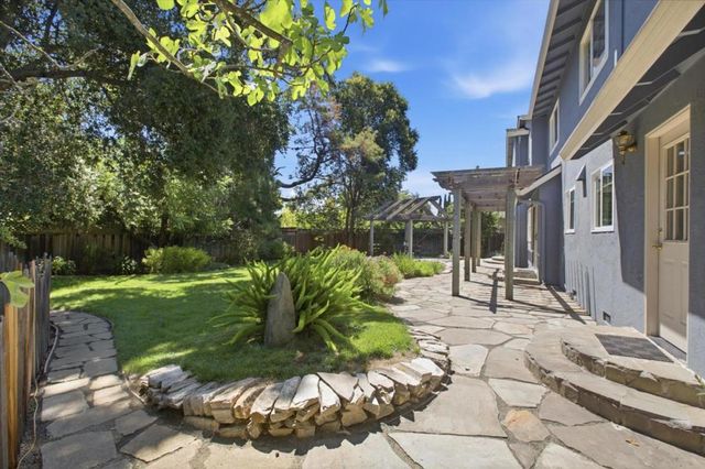 13698 Manteca Way, Saratoga, CA 95070