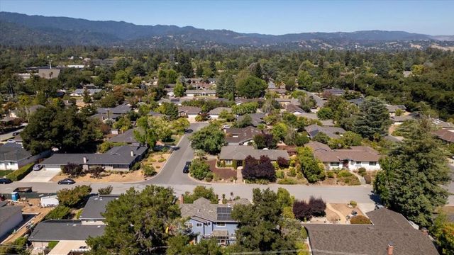 13698 Manteca Way, Saratoga, CA 95070