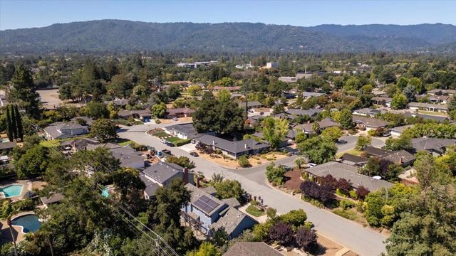 13698 Manteca Way, Saratoga, CA 95070