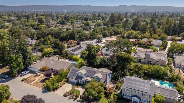 13698 Manteca Way, Saratoga, CA 95070