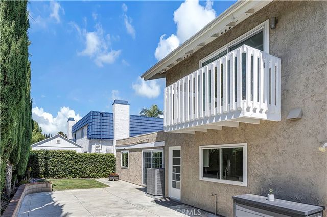 25181 Barents, Laguna Hills, CA 92653