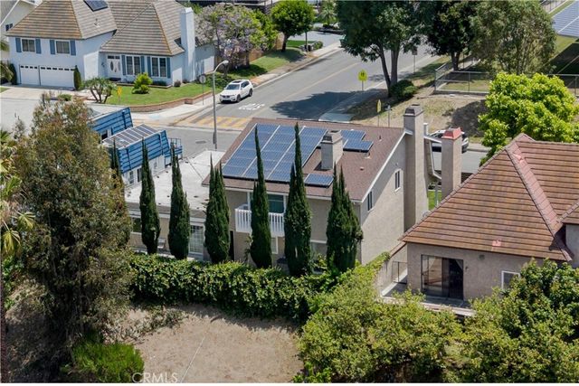 25181 Barents, Laguna Hills, CA 92653