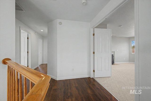 10016 W Alliance Dr, Boise, ID 83704