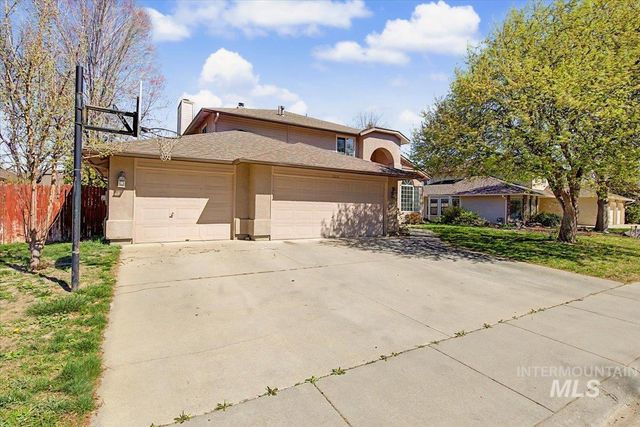 10016 W Alliance Dr, Boise, ID 83704