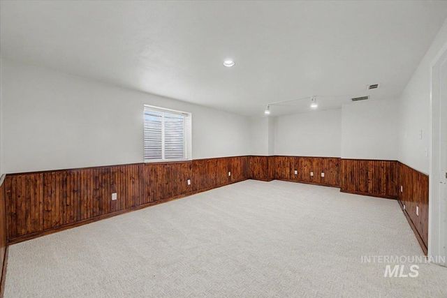 10016 W Alliance Dr, Boise, ID 83704