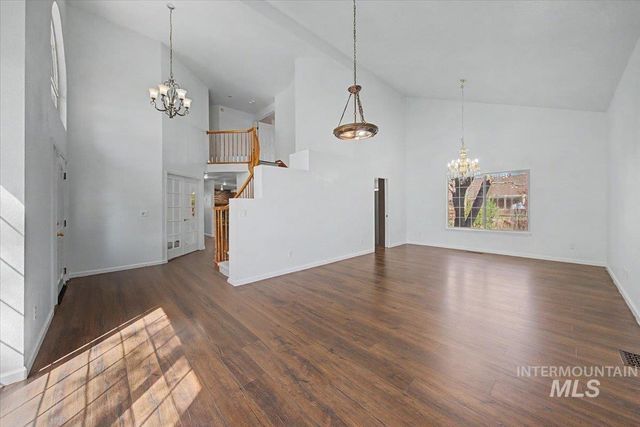 10016 W Alliance Dr, Boise, ID 83704