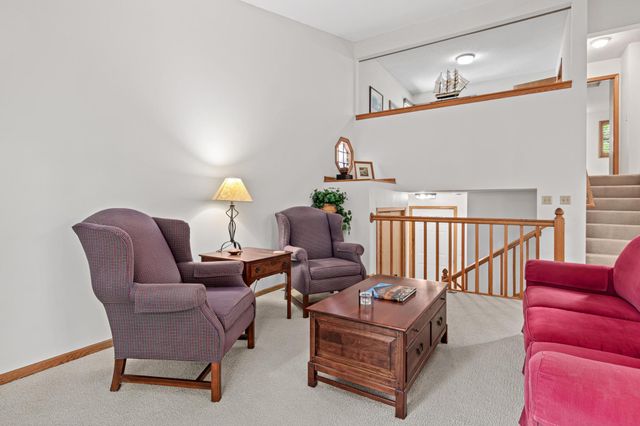 18258 Cascade Drive, Eden Prairie, MN 55347