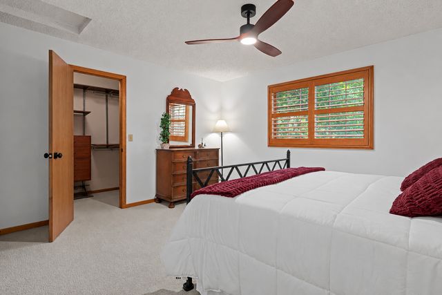 18258 Cascade Drive, Eden Prairie, MN 55347