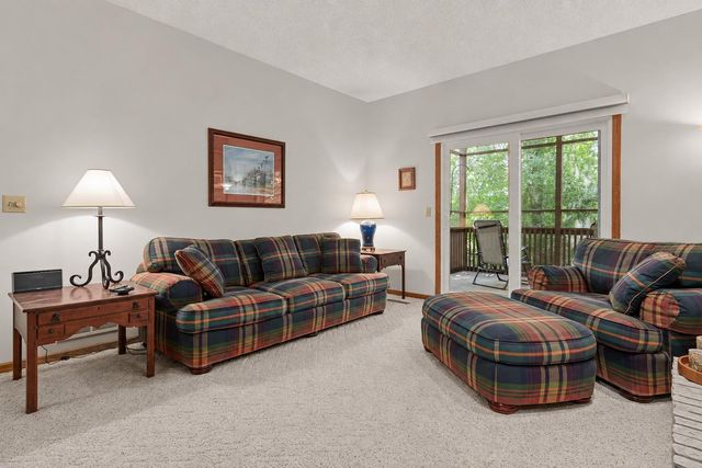 18258 Cascade Drive, Eden Prairie, MN 55347