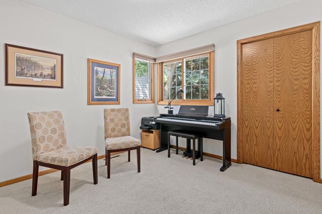 18258 Cascade Drive, Eden Prairie, MN 55347
