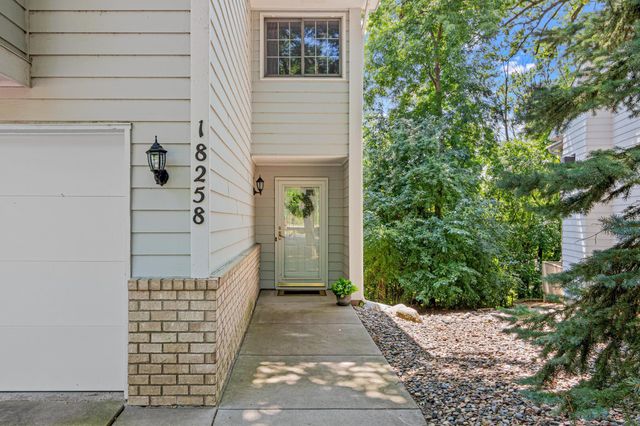 18258 Cascade Drive, Eden Prairie, MN 55347
