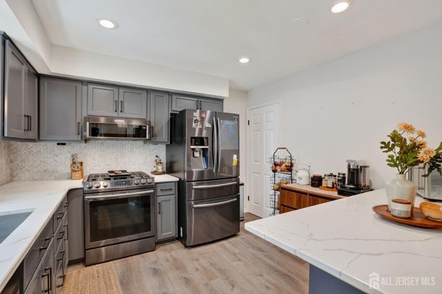 920 Arlington Avenue, South Plainfield, NJ 07080