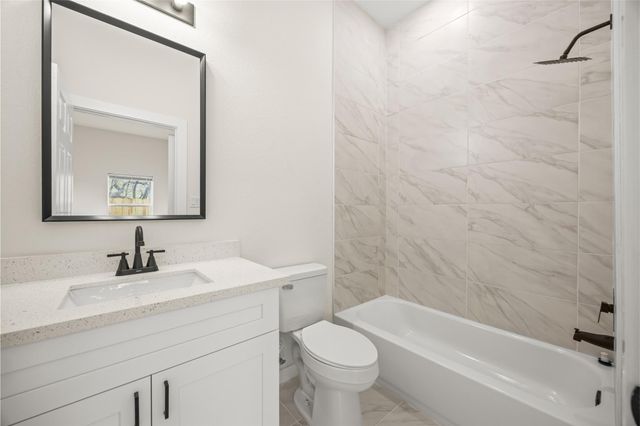 9709 Pelsey Street B, Houston, TX 77029