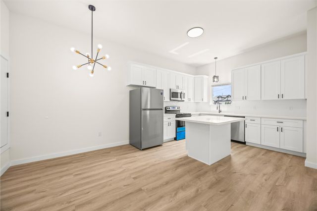 9709 Pelsey Street B, Houston, TX 77029