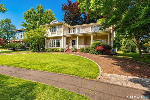 152 West River Street, Milford, CT 06460