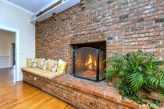 152 West River Street, Milford, CT 06460