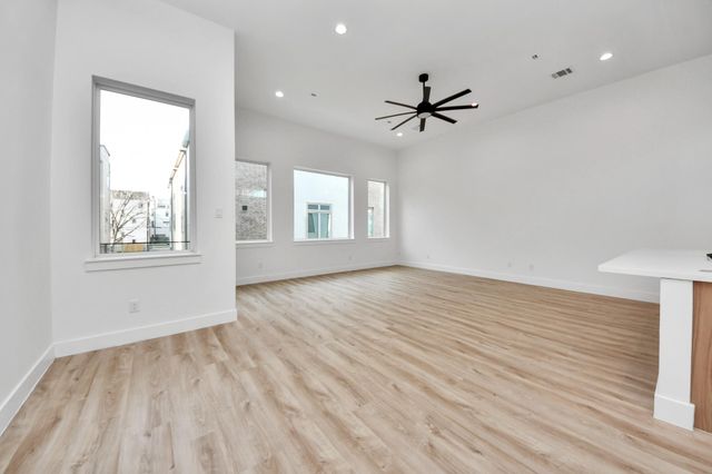 3407 Hutchins Street, Houston, TX 77004