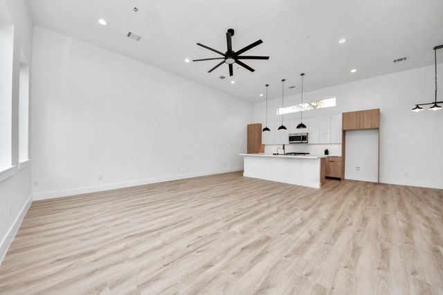 3407 Hutchins Street, Houston, TX 77004