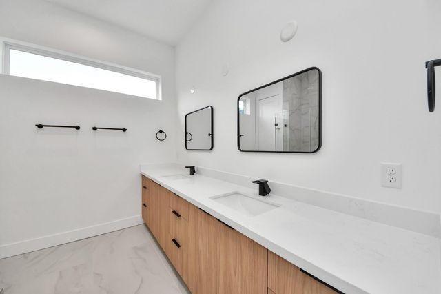 3407 Hutchins Street, Houston, TX 77004