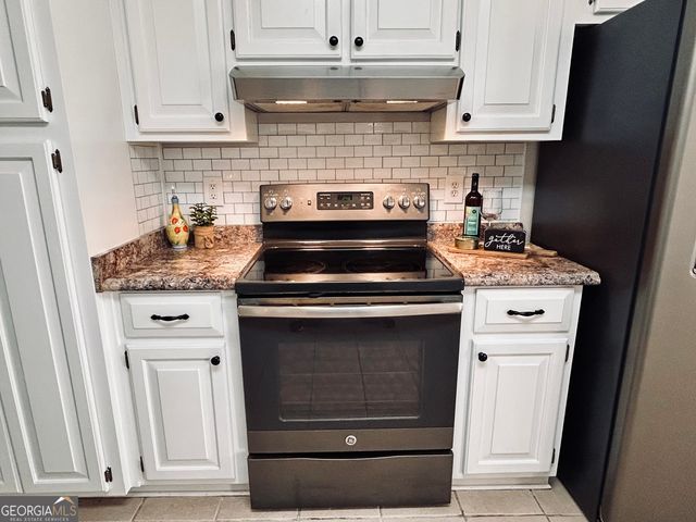 166 Holly Pointe, Warner Robins, GA 31088