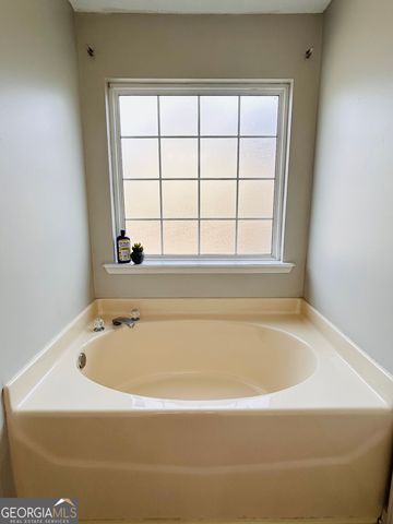 166 Holly Pointe, Warner Robins, GA 31088