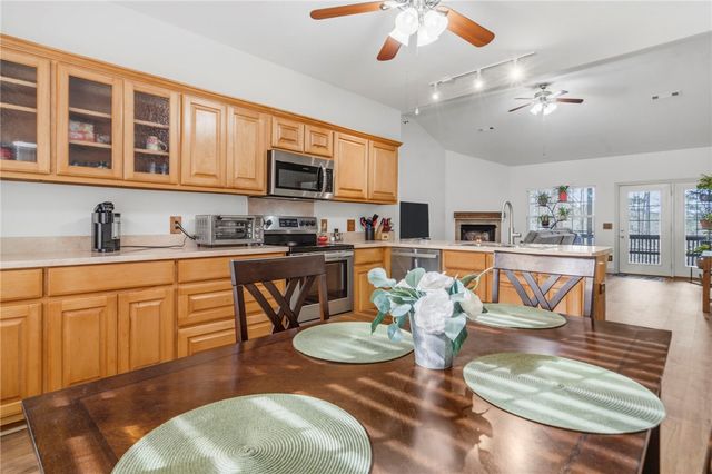 9 Banbury Circle, Bella Vista, AR 72714