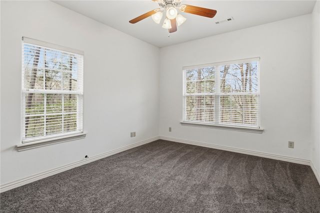9 Banbury Circle, Bella Vista, AR 72714