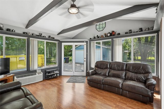 424 Virginia Avenue, Des Moines, IA 50315