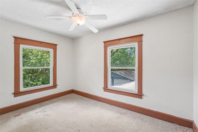 424 Virginia Avenue, Des Moines, IA 50315