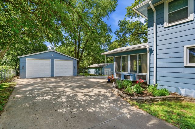 424 Virginia Avenue, Des Moines, IA 50315
