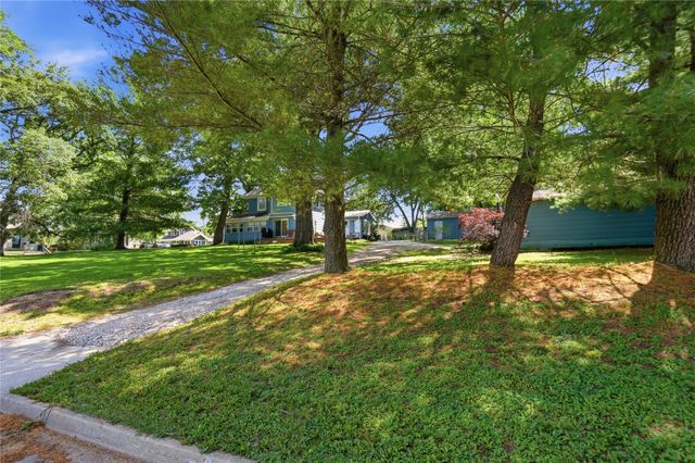 424 Virginia Avenue, Des Moines, IA 50315