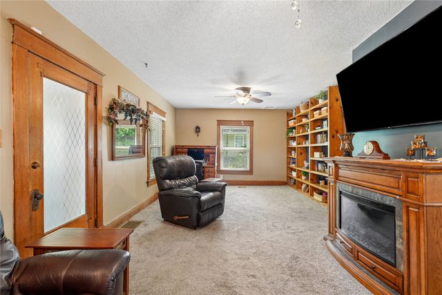 424 Virginia Avenue, Des Moines, IA 50315