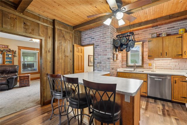 424 Virginia Avenue, Des Moines, IA 50315