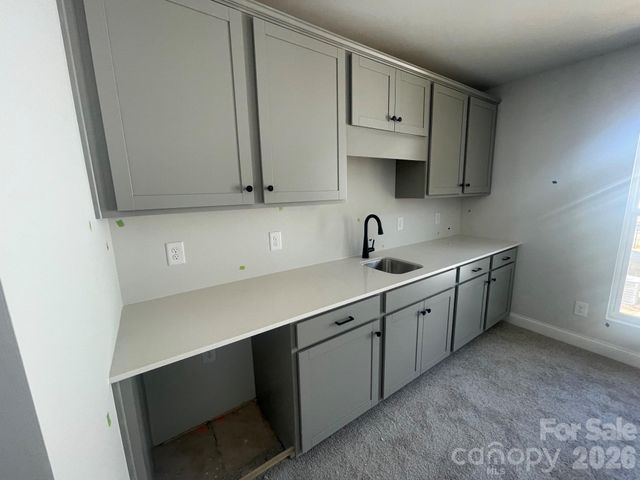 4049 Grommet Court, Matthews, NC 28105