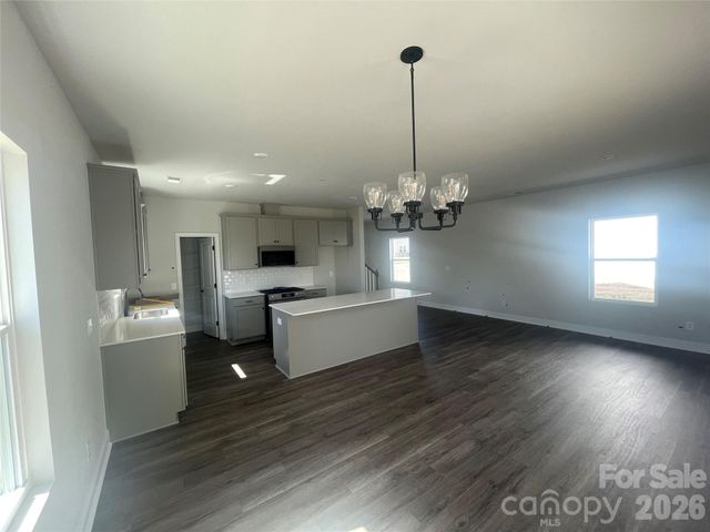 4049 Grommet Court, Matthews, NC 28105